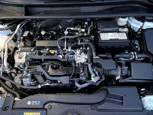 Used 2025 Toyota Corolla LE image 30