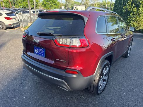 Used 2019 Jeep Cherokee Limited AWD/4WD image 6