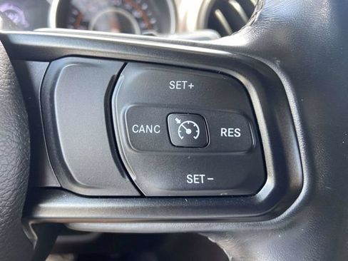 Used 2020 Jeep Wrangler Sport AWD/4WD image 17