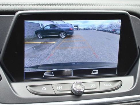 Used 2022 Chevrolet Blazer LT image 32