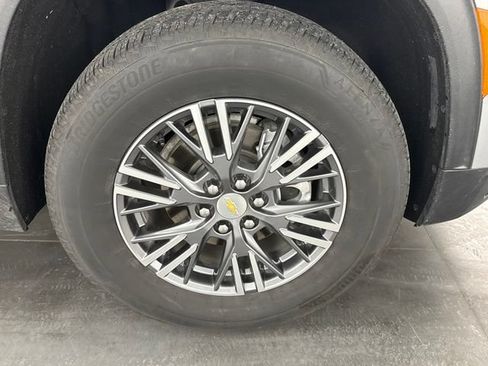 Used 2026 Chevrolet Traverse LT AWD/4WD image 10