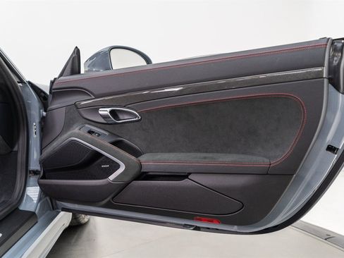 Used 2024 Porsche 718 Cayman GTS RWD image 43