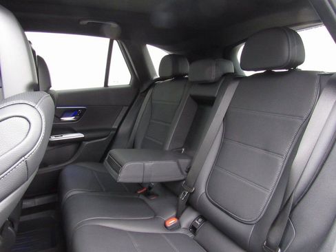 New 2026 Mercedes-Benz GLC 300 4MATIC image 16
