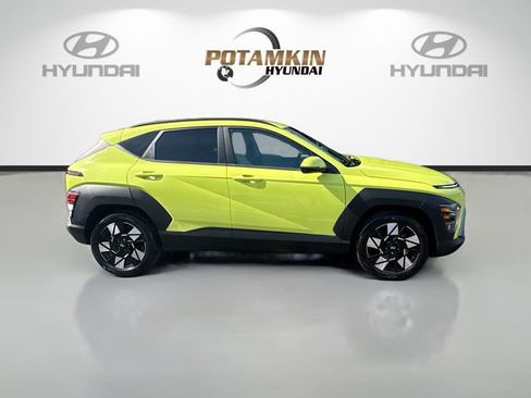 Certified 2025 Hyundai Kona SEL FWD image 4