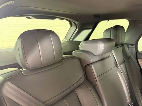 New 2025 Land Rover Range Rover SE image 27