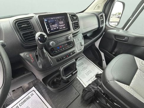 Used 2026 RAM ProMaster 2500 w/ Convenience Group FWD image 19