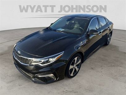 Used 2020 Kia Optima S w/ S Panoramic Sunroof Package