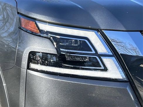 Used 2024 Nissan Armada Platinum w/ Cargo Package image 9