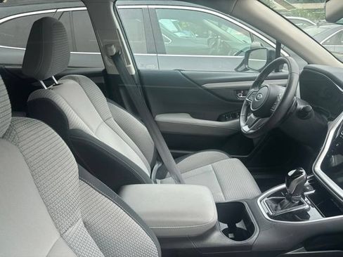 Used 2024 Subaru Outback Premium AWD/4WD image 10