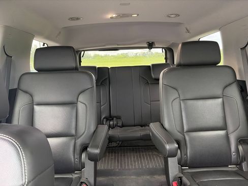 Used 2018 Chevrolet Tahoe Premier AWD/4WD image 12