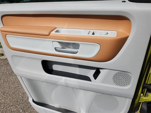 New 2025 Volkswagen ID. Buzz 1st Edition image 22