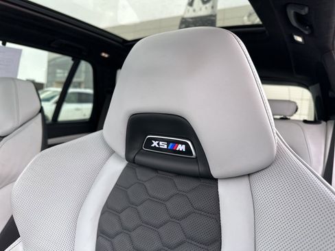 Used 2022 BMW X5 M w/ Executive Package AWD/4WD image 45