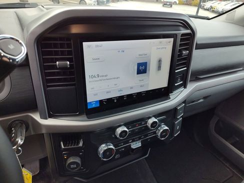 Used 2025 Ford F150 XLT w/ Equipment Group 301A Standard image 22