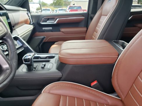 Used 2024 GMC Sierra 1500 Denali Ultimate image 27