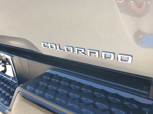 Used 2023 Chevrolet Colorado W/T image 9