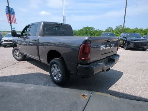 New 2026 RAM 2500 Big Horn AWD/4WD image 35
