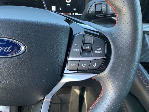 Used 2025 Ford Explorer ST-Line w/ Premium Package image 30