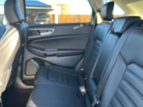 Used 2023 Ford Edge SEL image 10