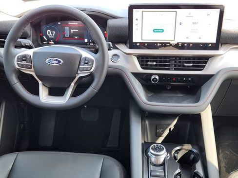 New 2026 Ford Explorer Active w/ Active Comfort Package RWD image 27