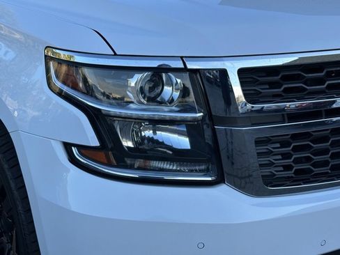 Used 2018 Chevrolet Tahoe LT image 9
