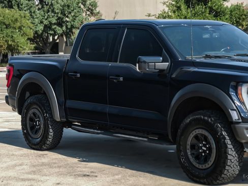 Used 2023 Ford F150 Raptor w/ Raptor Carbon Fiber Package AWD/4WD image 26