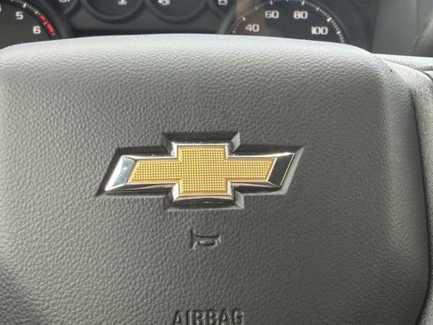 Used 2025 Chevrolet Silverado 1500 W/T w/ WT Value Package AWD/4WD image 10