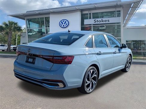 New 2026 Volkswagen Jetta SEL image 4