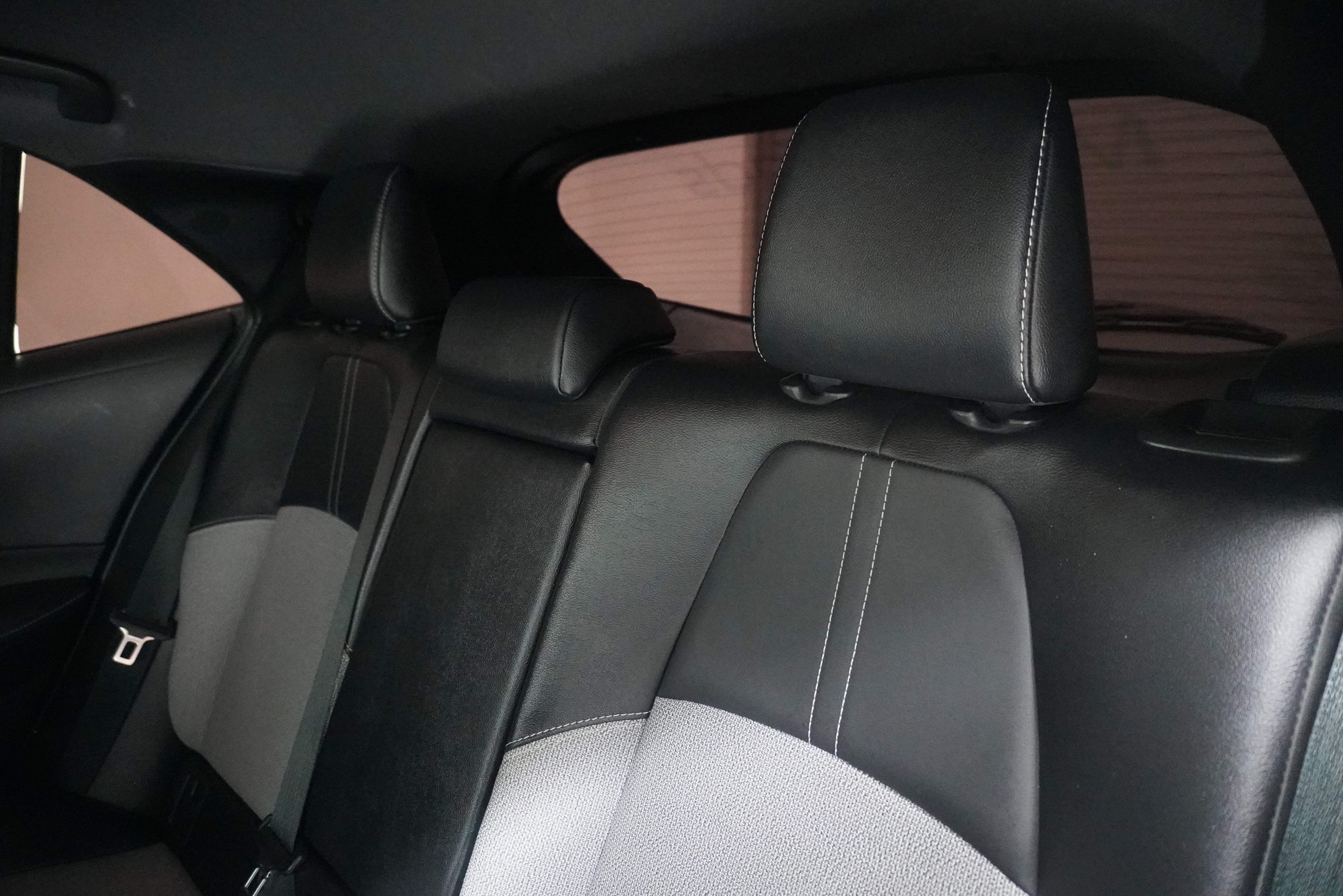 Used 2021 Toyota Corolla XSE FWD image 13