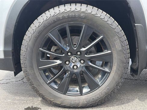 Used 2019 Toyota Highlander SE AWD/4WD image 31