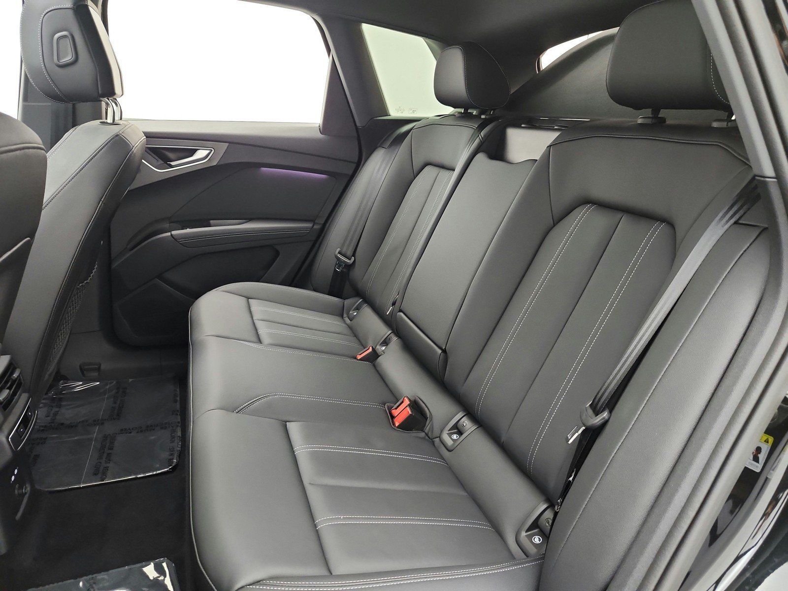 Used 2024 Audi Q4 e-tron Premium Plus w/ Premium Plus AWD/4WD image 16