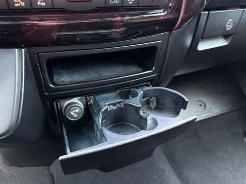 Used 2018 Mercedes-Benz Sprinter 2500 image 29