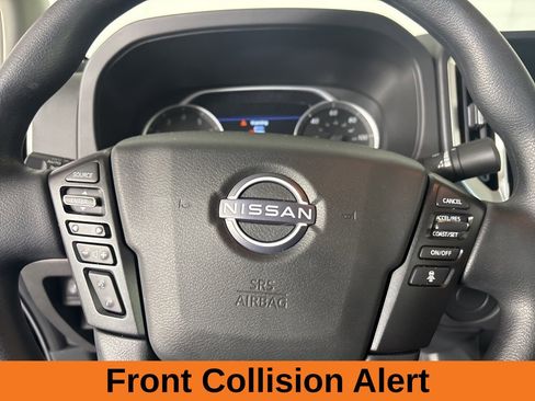 Used 2025 Nissan Frontier SV image 12