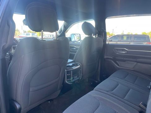 Used 2022 RAM 1500 Big Horn AWD/4WD image 23