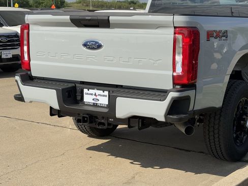 New 2026 Ford F250 XL image 33