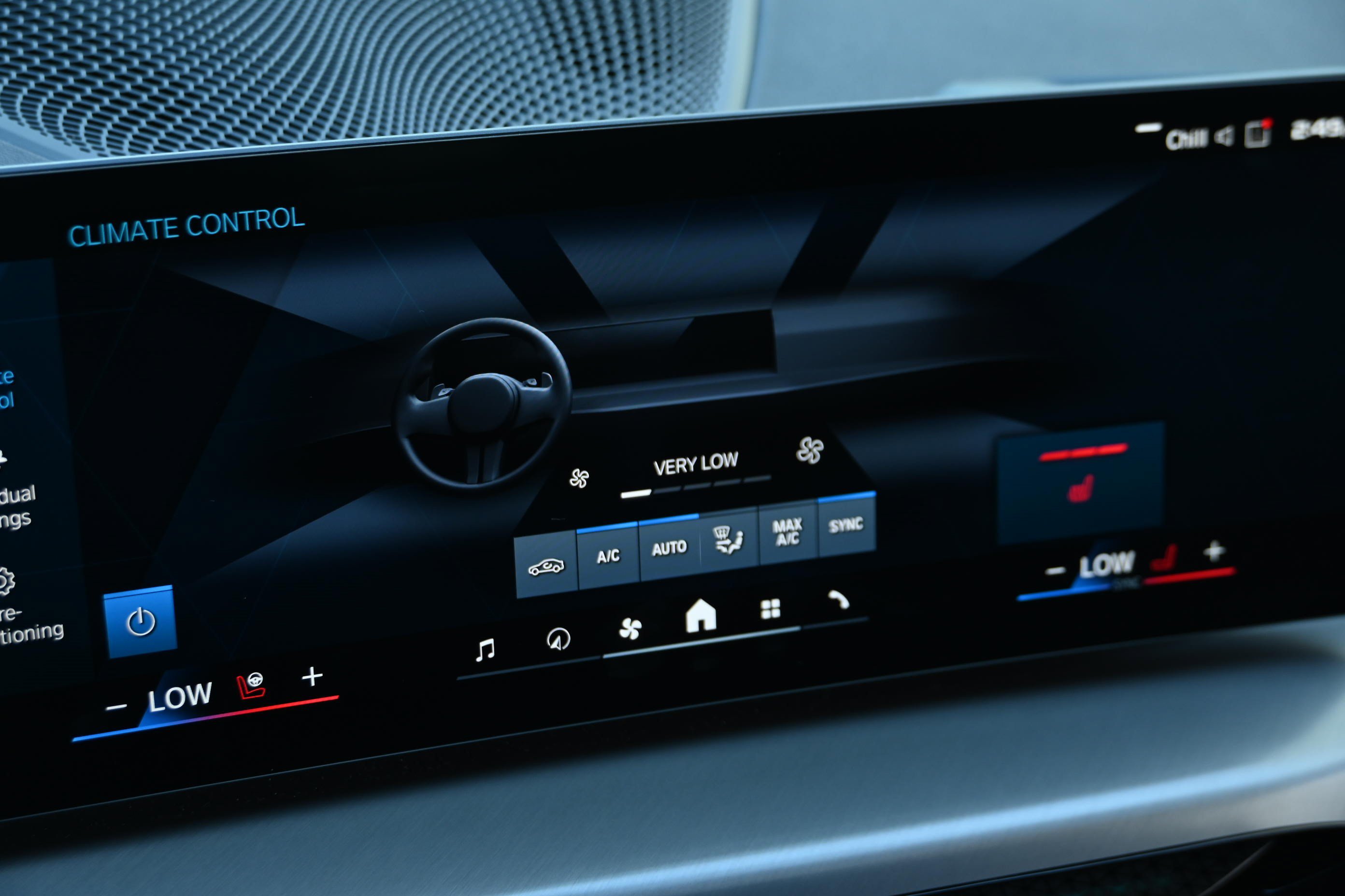 Used 2026 BMW M2 w/ Lighting Package RWD image 34