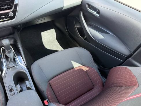 Used 2026 Toyota Corolla SE FWD image 25