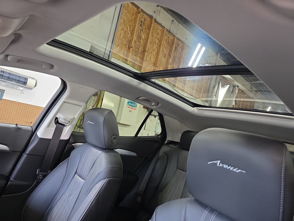 New 2026 Buick Envision Avenir AWD/4WD image 32