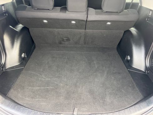 Used 2015 Toyota RAV4 LE AWD/4WD image 26