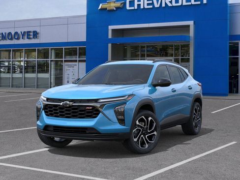 New 2026 Chevrolet Trax RS w/ Driver Confidence Package image 6