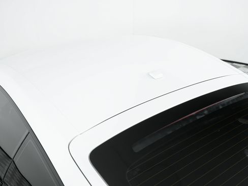 Used 2025 Porsche 718 Cayman RWD image 61