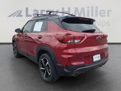 Used 2021 Chevrolet TrailBlazer RS w/ Technology Package AWD/4WD image 3