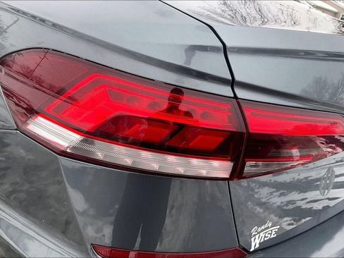 Used 2021 Volkswagen Passat 2.0T S image 27