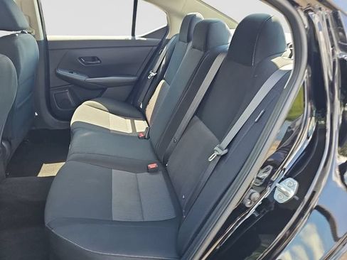 Used 2024 Nissan Sentra SV FWD image 33