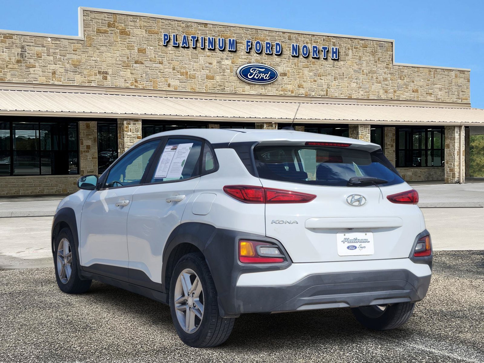 Used 2018 Hyundai Kona SE FWD image 4