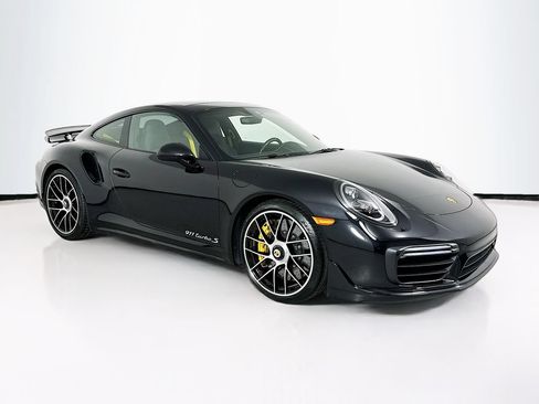 Used 2017 Porsche 911 Turbo S AWD/4WD image 4