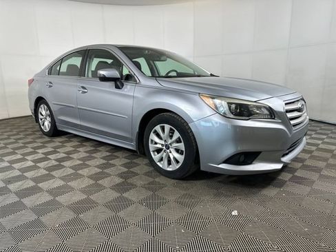 Used 2015 Subaru Legacy 2.5i Premium image 2