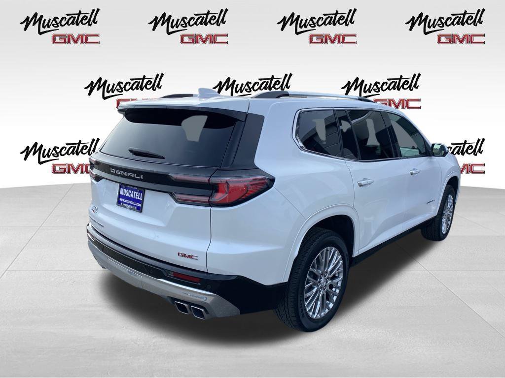 Used 2025 GMC Acadia Denali w/ LPO, Floor Liner Package AWD/4WD image 5