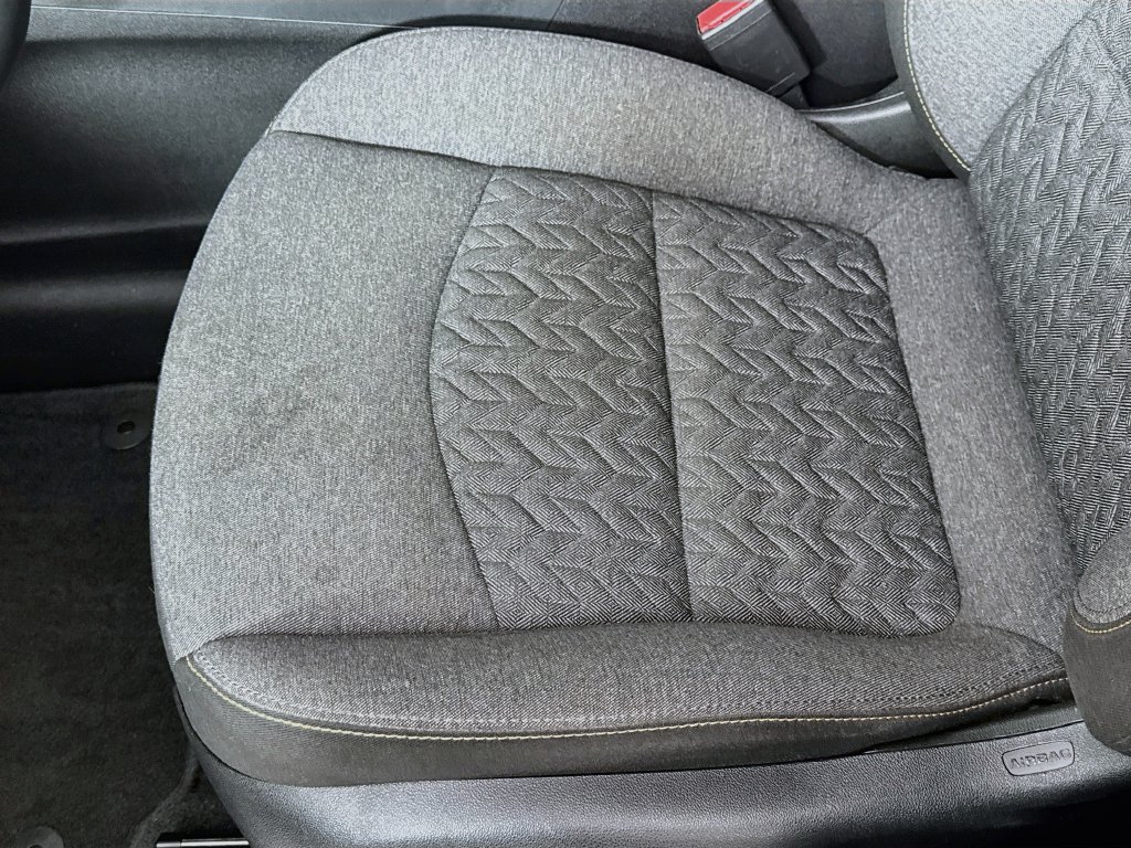 Used 2024 Chevrolet Equinox LT FWD image 19