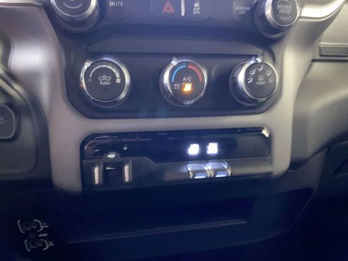 Used 2024 RAM 2500 Big Horn image 26