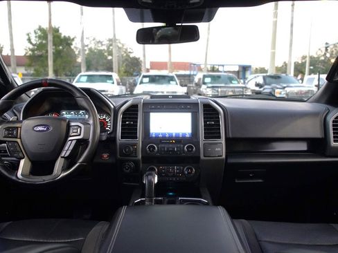Used 2019 Ford F150 Raptor w/ Equipment Group 802A Luxury AWD/4WD image 5